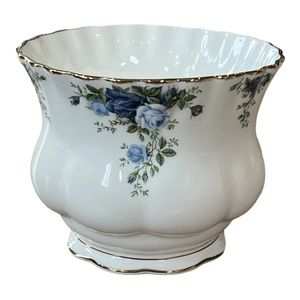 Royal Albert Moonlight Rose Round Planter/Flowerpot Excellent Condition